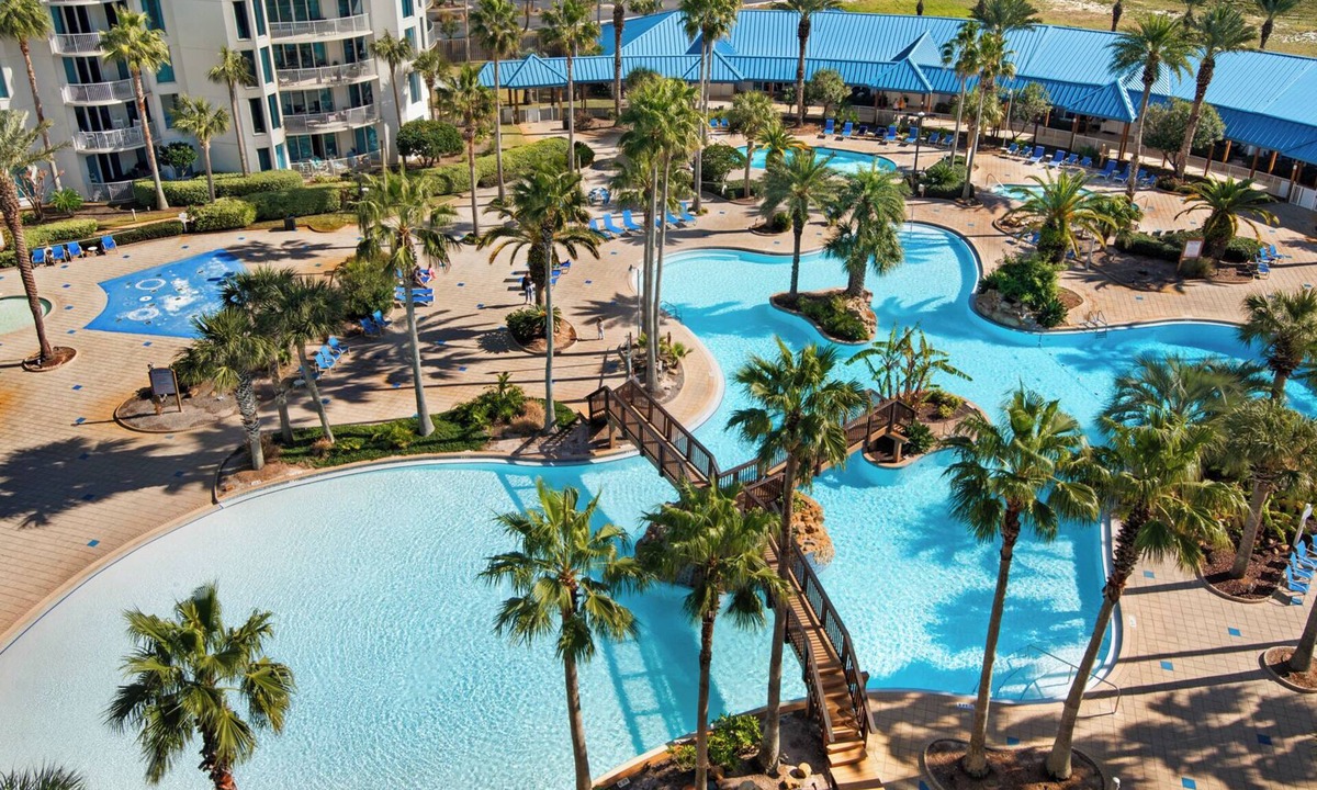 Fort Walton Beach - Destin Condo | Palms Resort 2813: 2br, Pools, Courts, Gulf Views & Minutes to Beach!