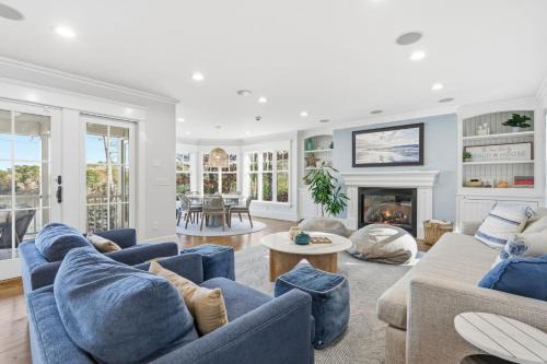 Sandwich House | Peaceful Cape Cod Escape with Pond Views Hot Tub