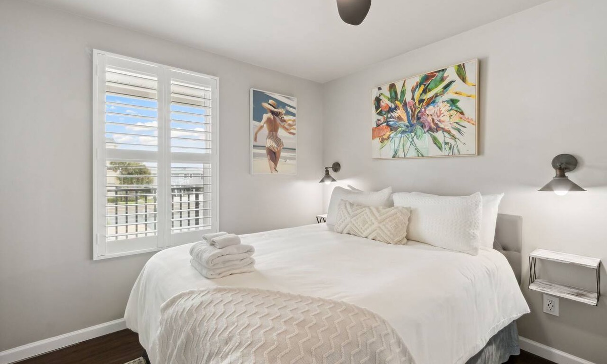 Ocean Cay Apartment | Pet-Friendly 1BR Condo Steps to Beach Outdoor Space + Partial View Upstairs