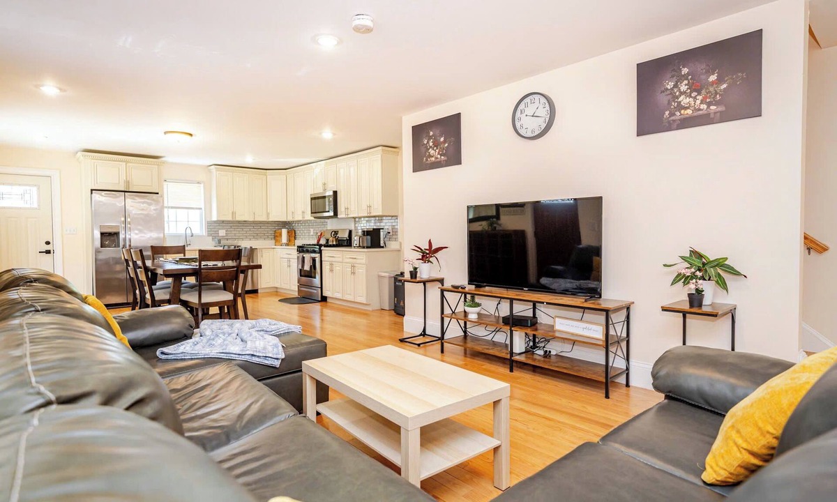 Quincy House | Pet-Friendly 3BR Retreat Easy Boston, Logan Airport & I-93 Access w/Parking 37