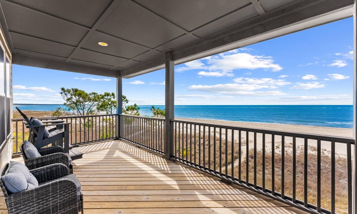 Indian Pass House | Pet Friendly Beach House - Seminole Wind