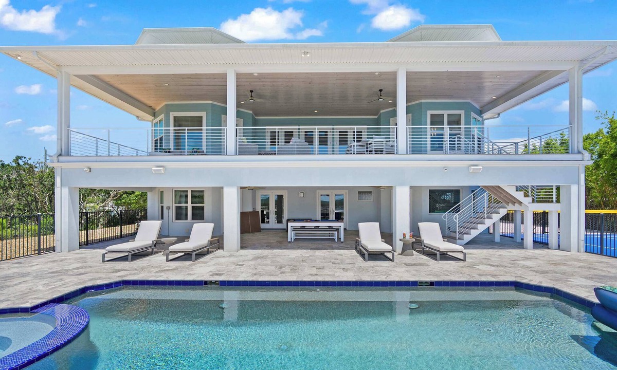 Crescent Beach House | Pickleball, Mini Golf, Waterfront with Dock, Pool