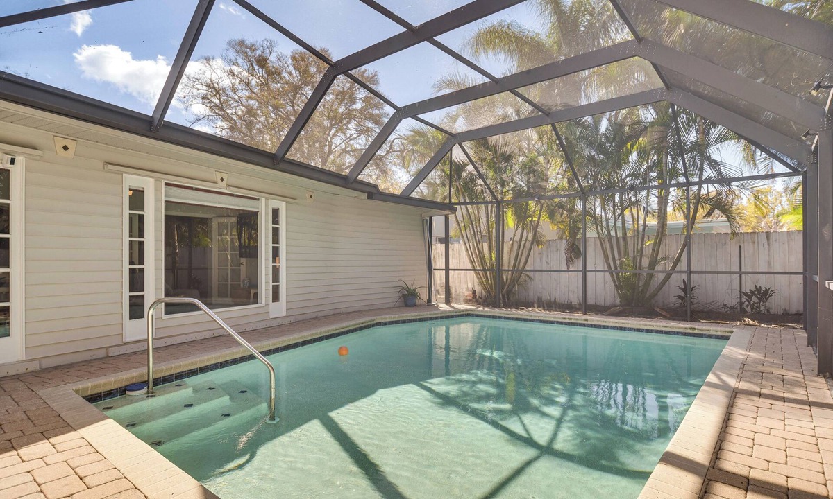 North Bay Hills House | Poolside Oasis! Family Escape in Safety Harbor