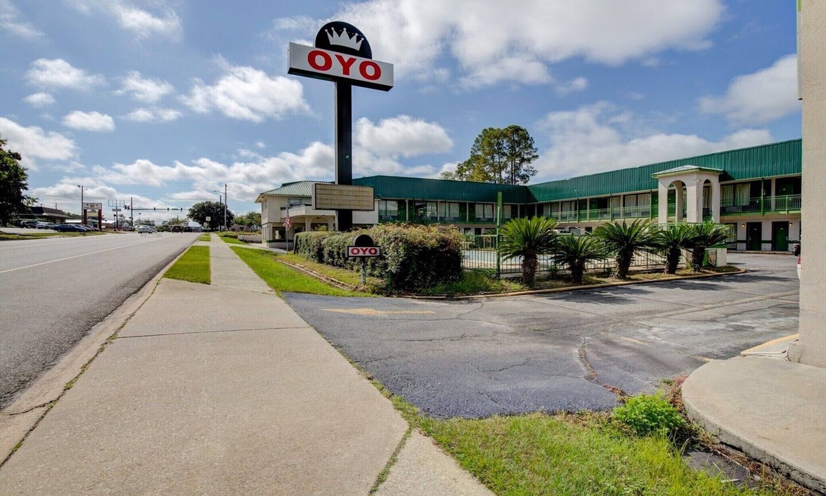 Douglas Apartment | Premium 2 Queen Bed|Douglas GA