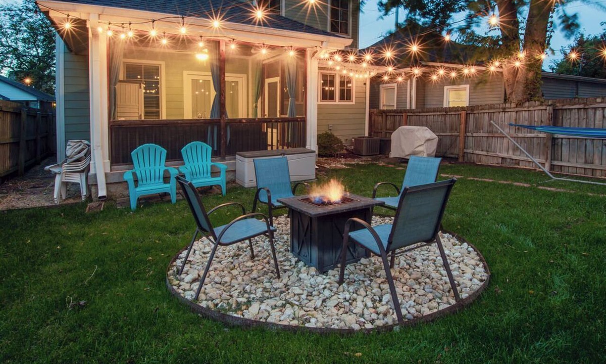 Hope Gardens House | Private Backyard | Near Bicentennial Park