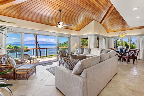 Historic Lahaina Front Street Apartment | Puunoa Beach Estates 205