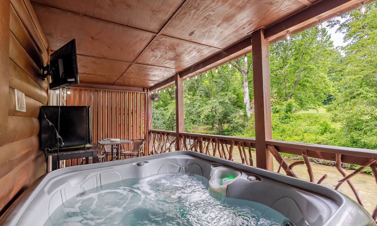 Cherokee Hotel | Qualla Cabins and Motel Cherokee near Casino