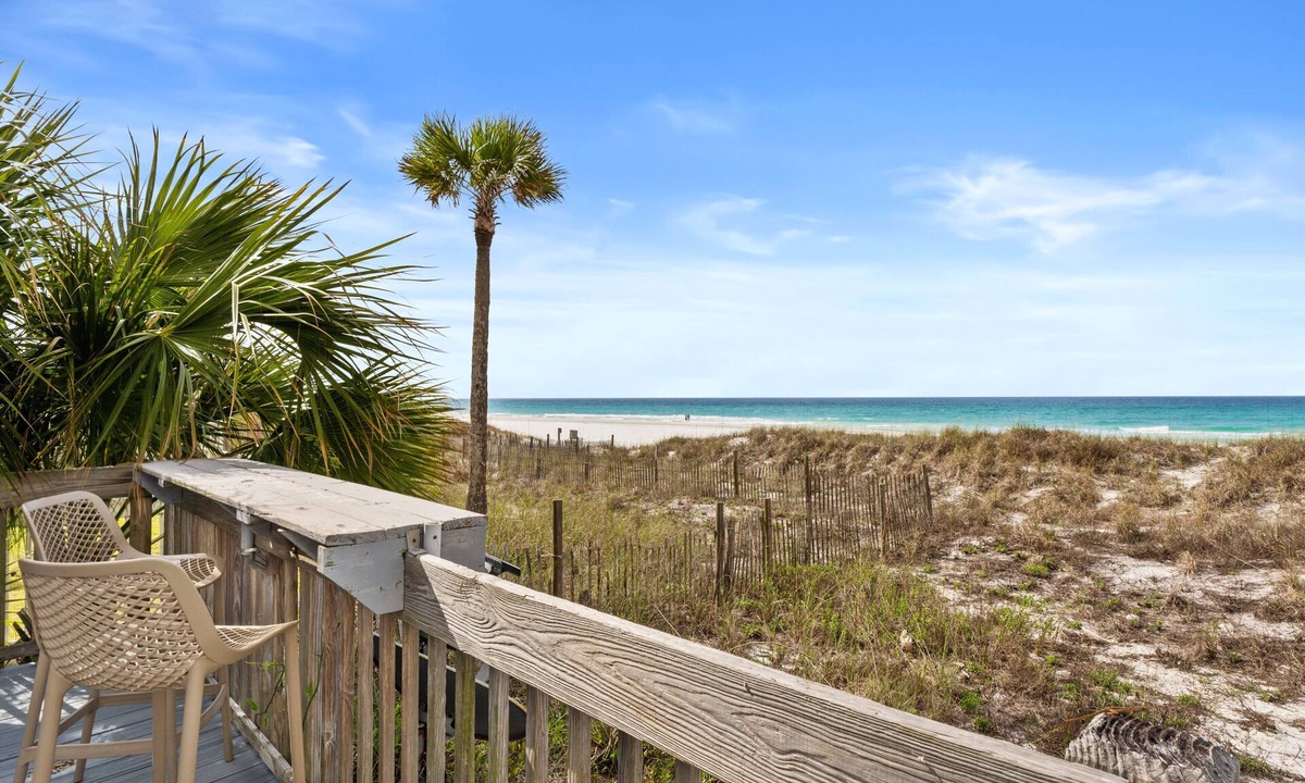Bel Air Condo | Quiet Gulf-Front Condo | 2BR Retreat w/Balcony Views