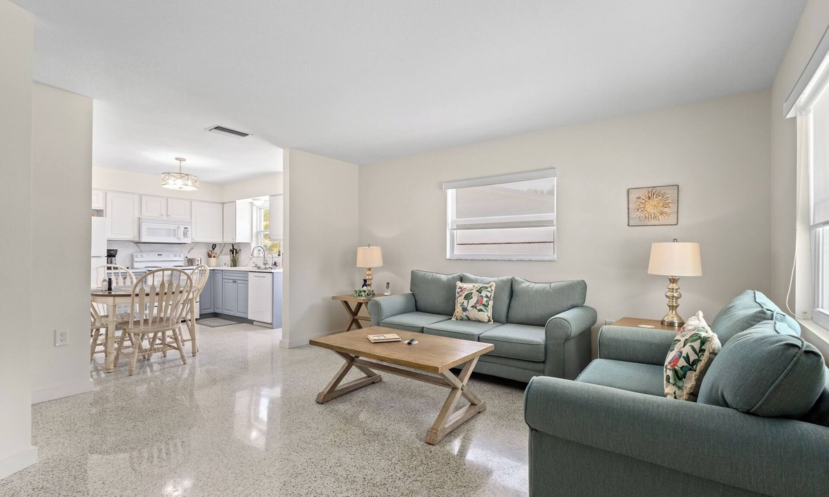 Holmes Beach Cottage | Quiet Nights of Quiet Stars on Anna Maria Island