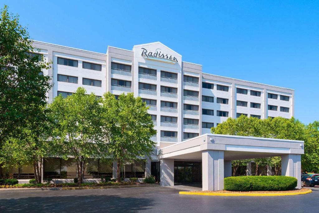 Donelson Hotel | Radisson Hotel Nashville Airport