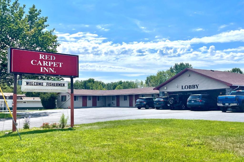 Pulaski Hotel | Red Carpet Inn Pulaski