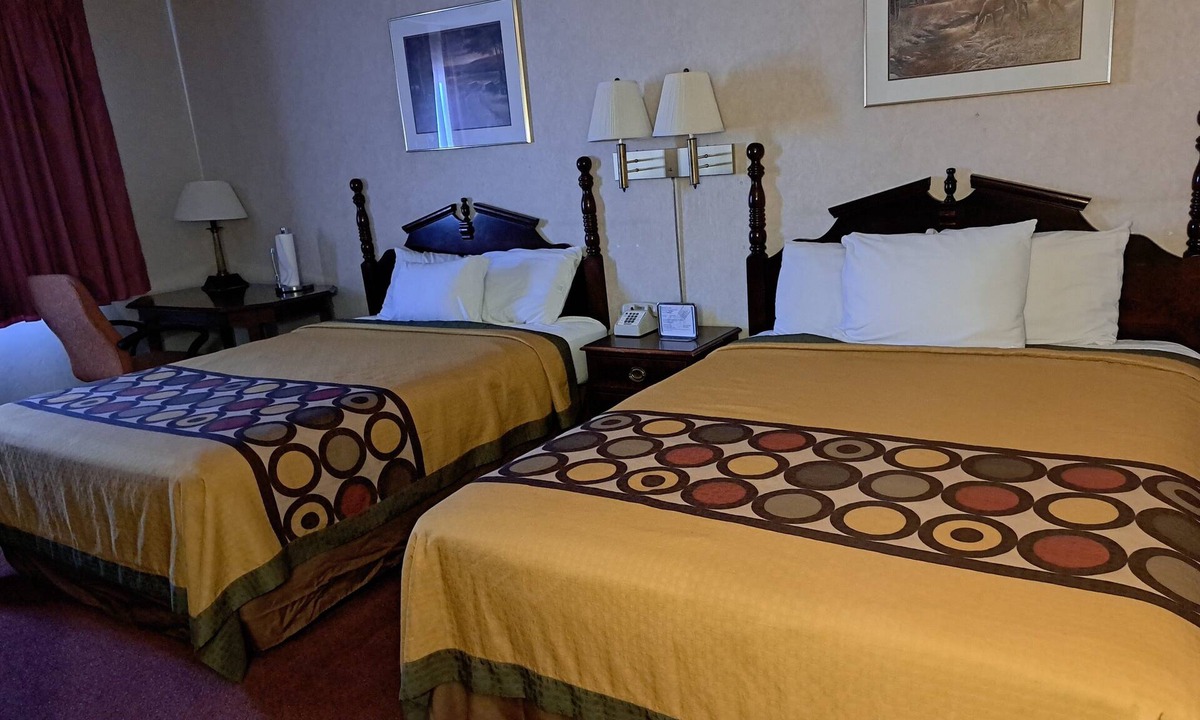 Ullin Hotel | Regency Inn