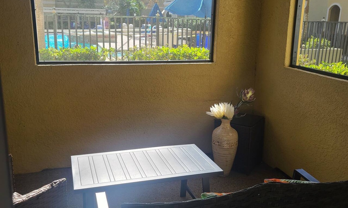 Clearwater Condo | Relax by the pool/ground floor unit 10min drive from Clearwater beach!