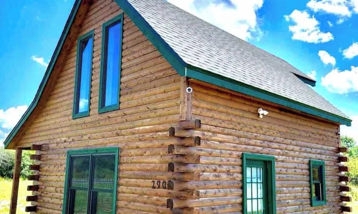 Potsdam Cabin | Relax, connect, and enjoy self check-in! Close to Clarkson University!