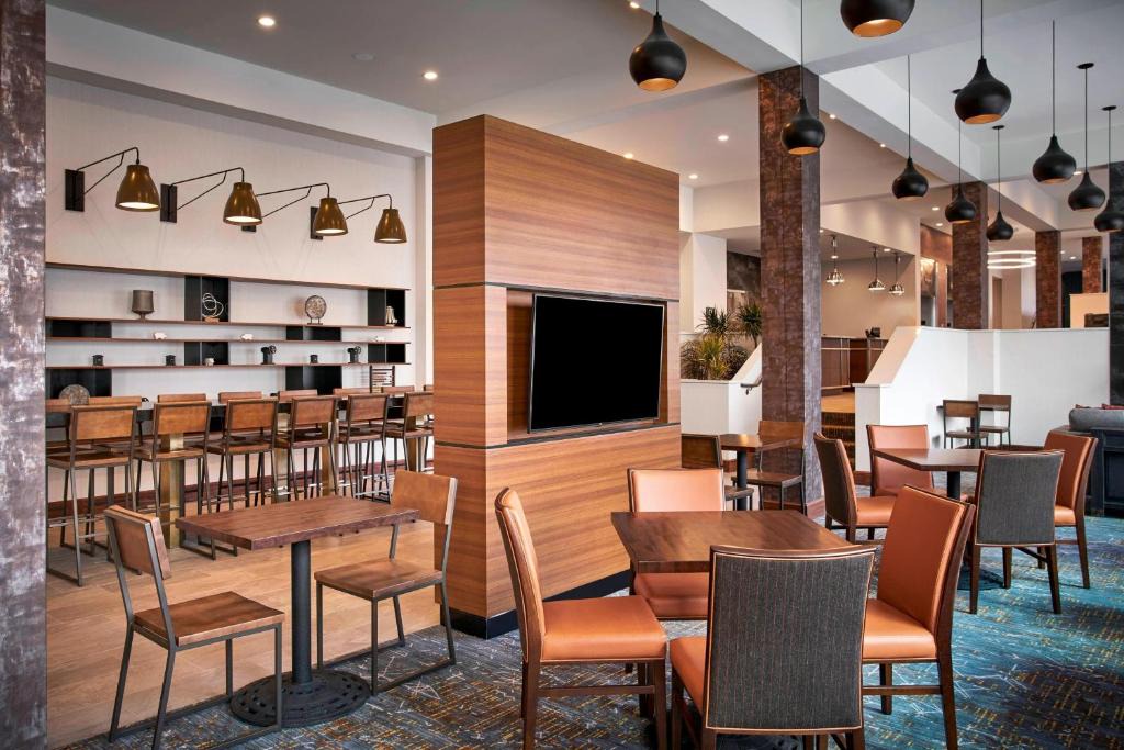 Downtown Wilmington Hotel | Residence Inn by Marriott Wilmington Downtown