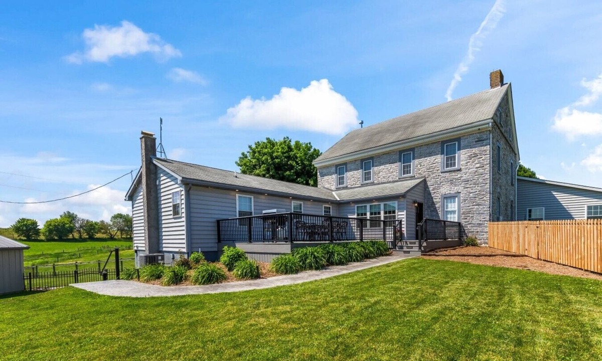 Leacock-Leola-Bareville House | Restored 1800s Farmhouse on Working Lancaster County Sheep Farm