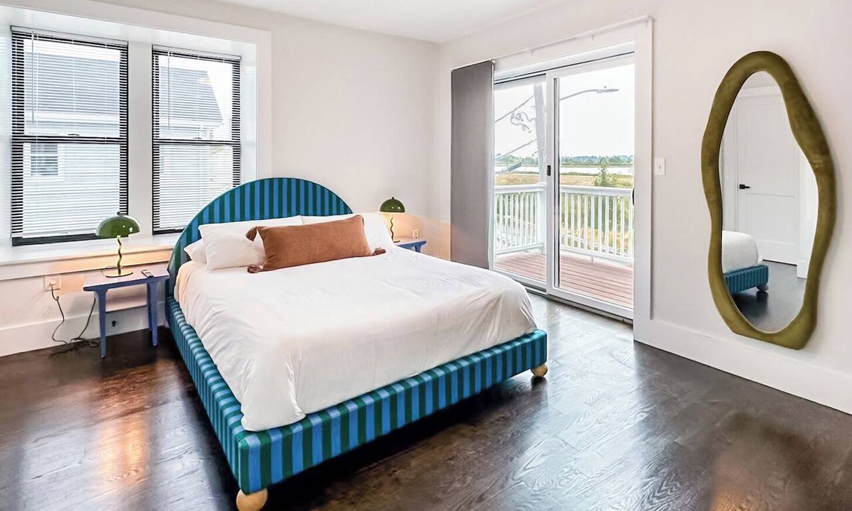Neponset - Port Norfolk Apartment | Roof Deck 6Bedrooms, W/D, Parking, Baby Crib, Parking!