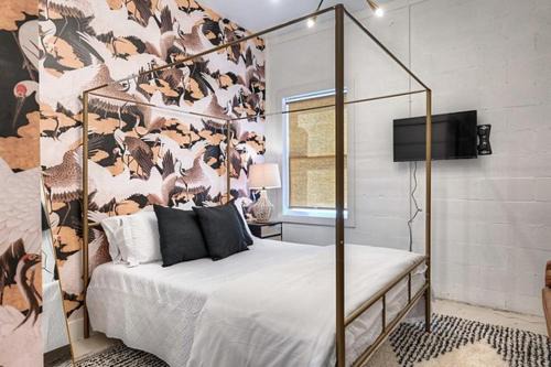 Galveston Hotel | Room 4 Oleander Hotel Downtown Galveston Hotel Near Cruise Terminal & Beach