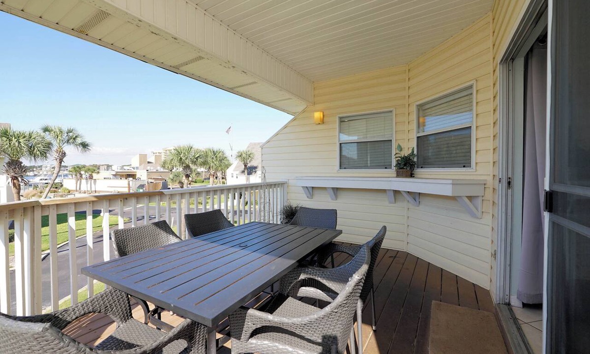 Holiday Isle Condo | Room for Everyone Pet-Friendly 3BR Near the Beach