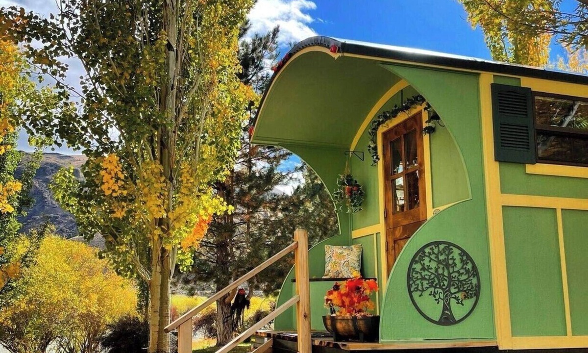 Salmon Bed & Breakfast | Salmon Gypsy Bed and Breakfast