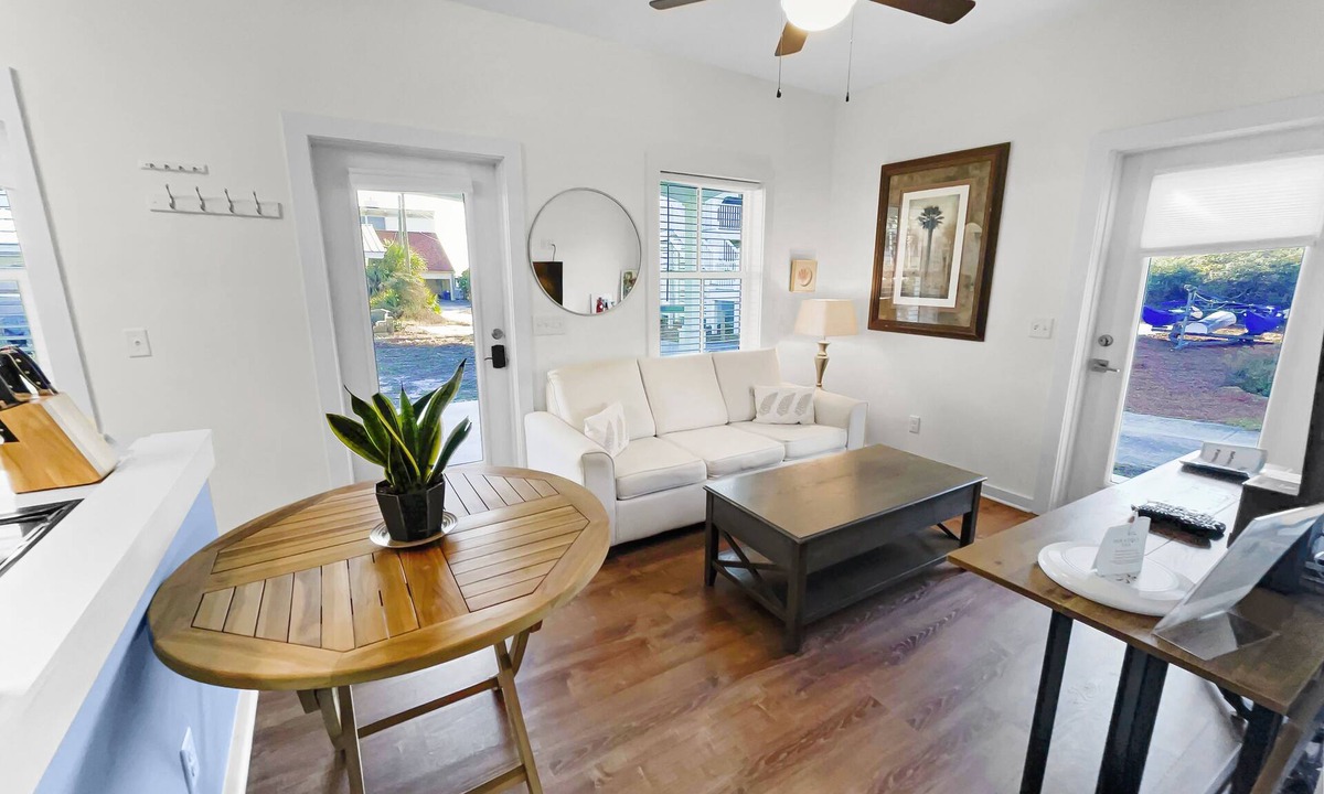 Inlet Beach House | Sandpiper | 4 Minute Walk to the Beach | Next to Rosemary Beach