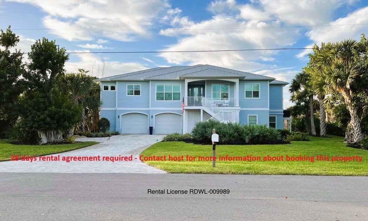 Sanibel House | Sanibel Spacious Lakefront Retreat, Steps to Scenic Shores,Shelling and Fishing