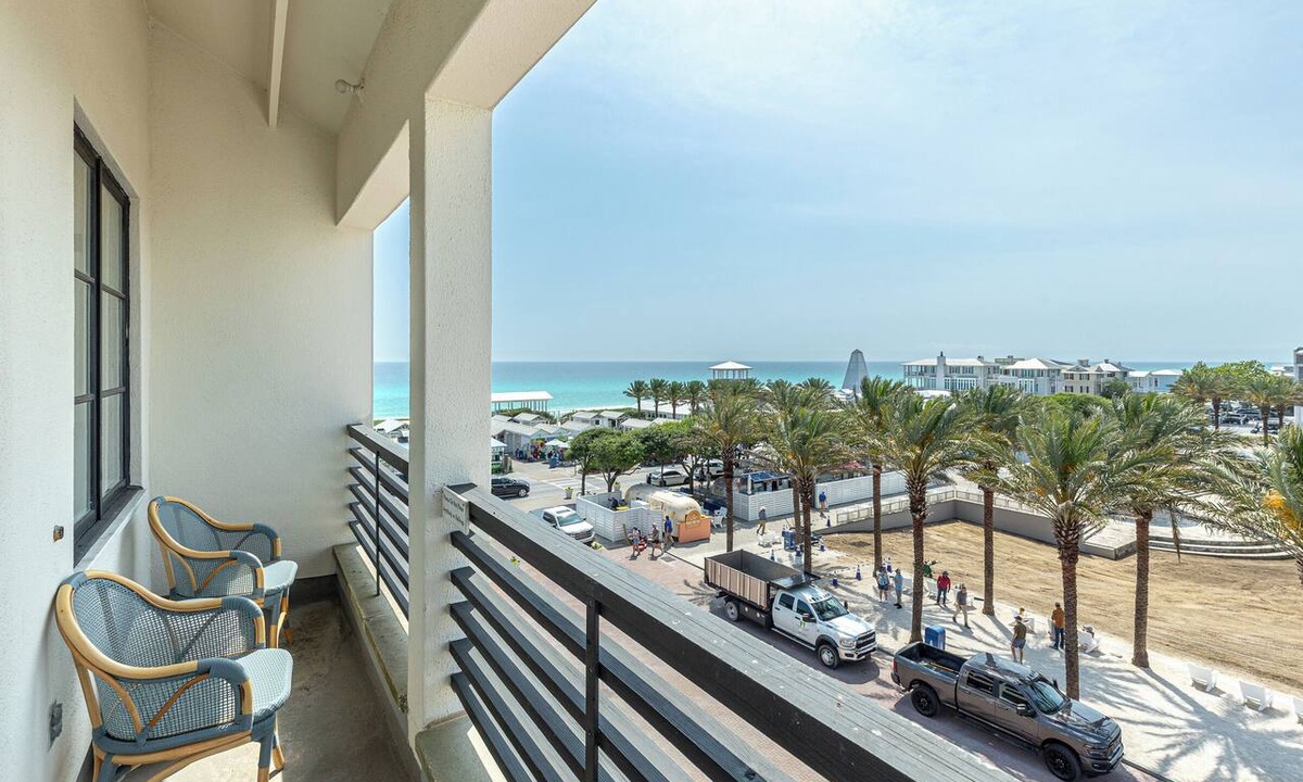 Seaside Condo | Seaside Town Square "Tequila Mockingbird" | 1 BR | Stunning Views| Bikes