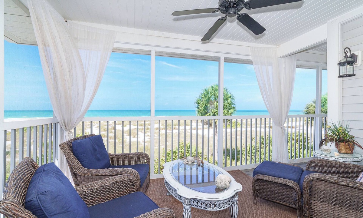 Palm Island Villa | Sensational view of the Gulf in this 3BR villa C2124B
