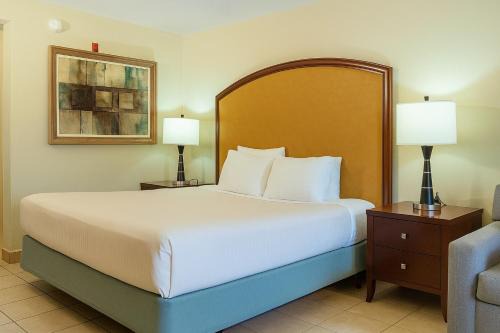 West Kissimmee Hotel | Serena Inn