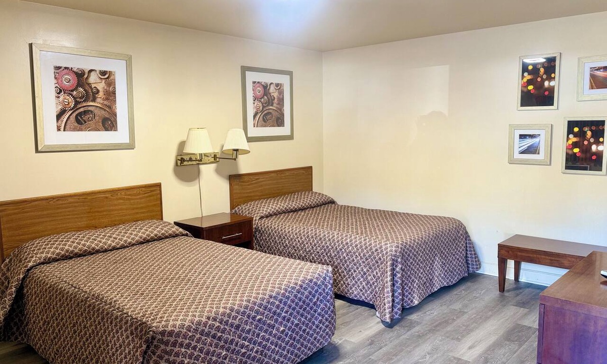 Ashland Hotel | Shady Grove Motel