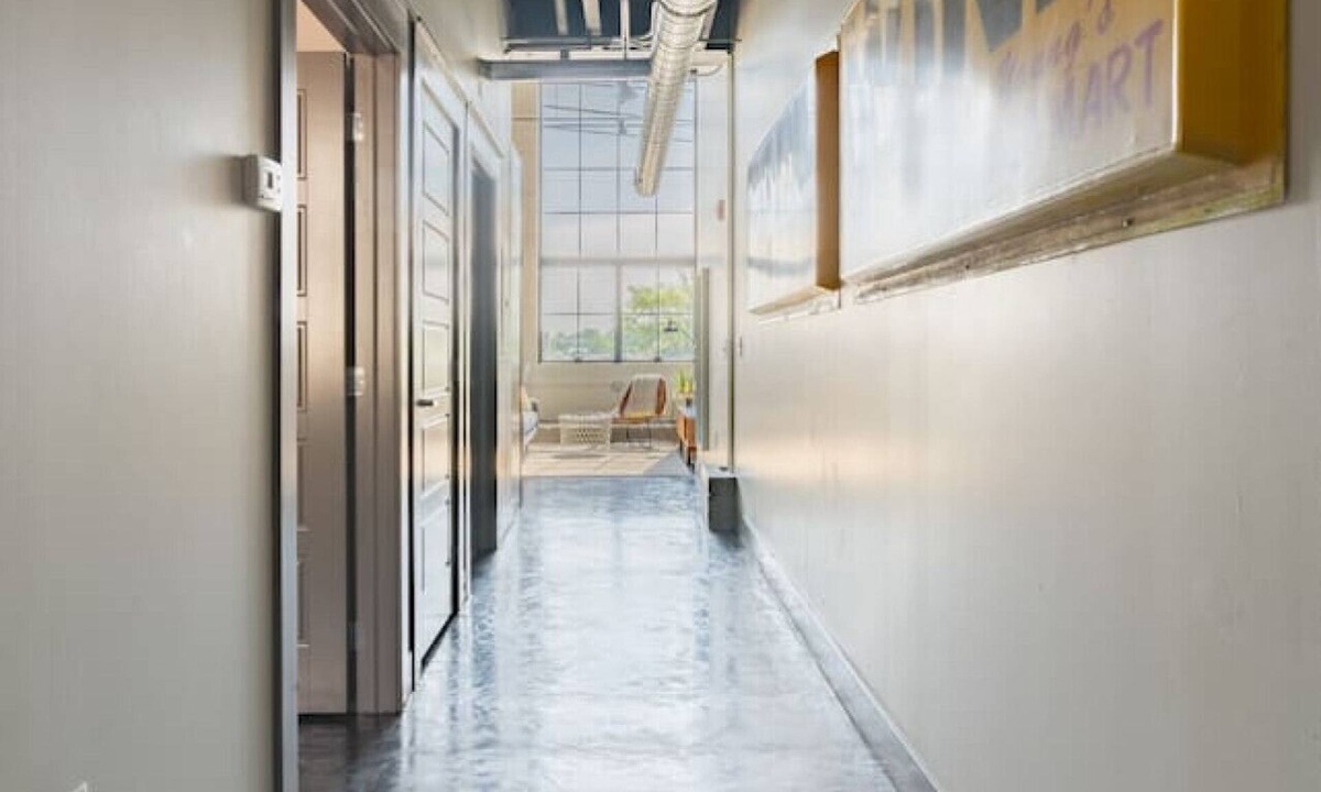 Italian Village Apartment | Short North Industrial Loft - Free Parking!