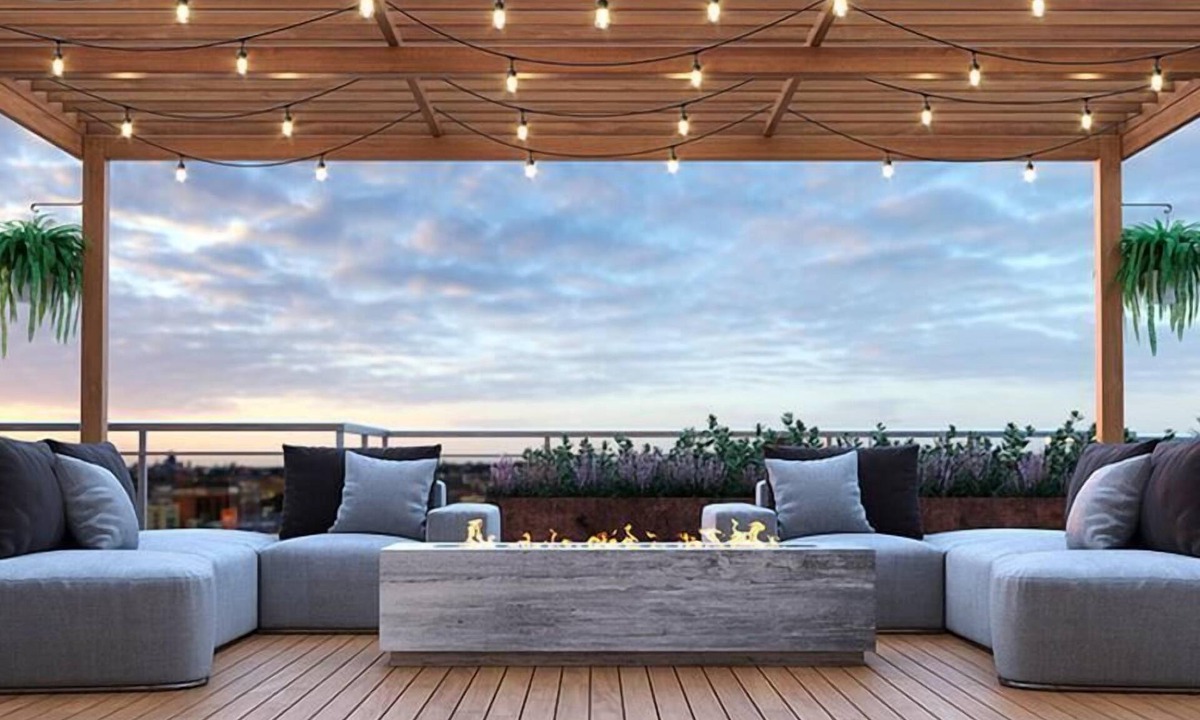 NoMa House | Sleek Kitchen w/High End Appliances | Union Station & Union Market Close by