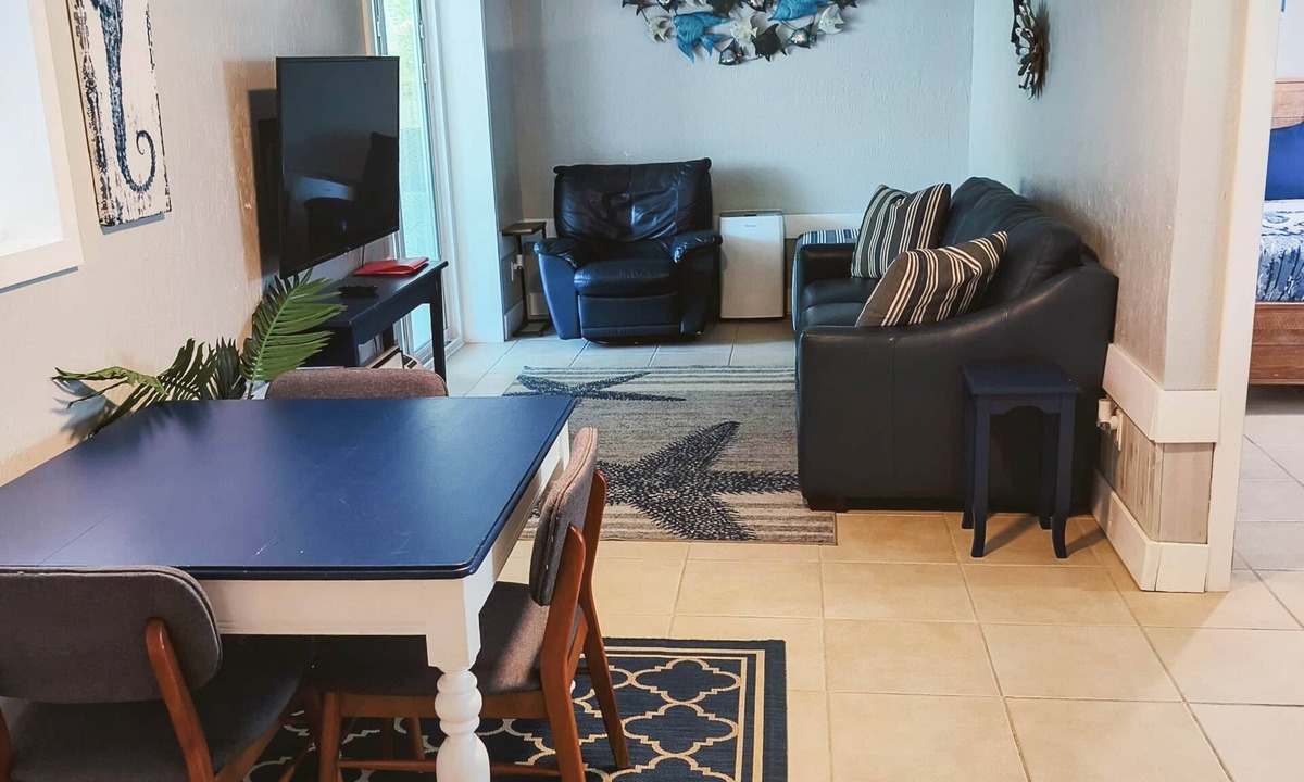 Truckland House | So Coastal! A family and pet friendly home