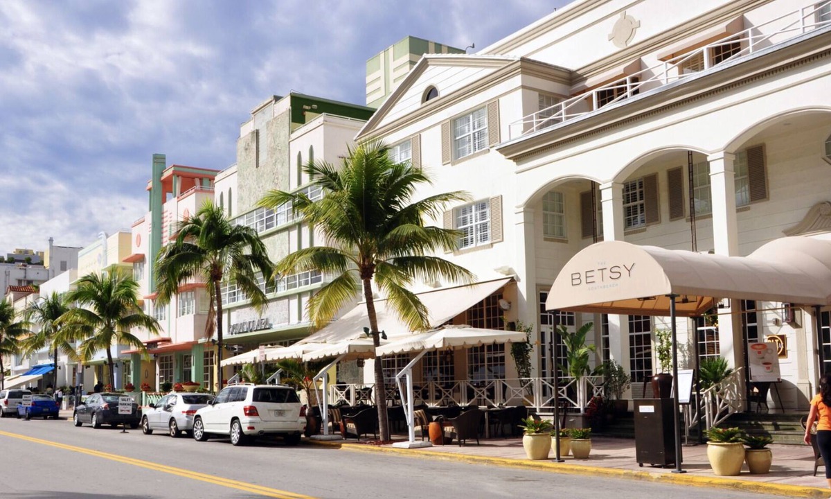Flamingo/Lummus Condo | South Beach Penthouse – Ocean Drive @ Art Basel - Sleeps 16+