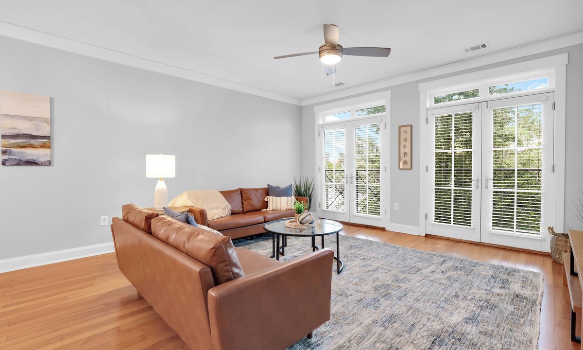Old West Broad Neighborhood House | South Historic District 2BDR | The Juliette