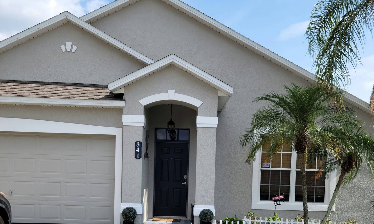 Davenport Villa | Spacious 3 bed/2 bath villa with private pool, minutes to Orlando attractions.