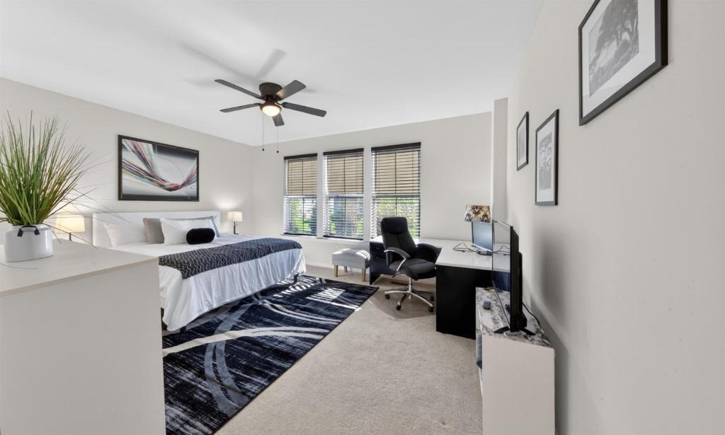 Middletown House | Spacious Middletown Family Retreat - Sleeps 8