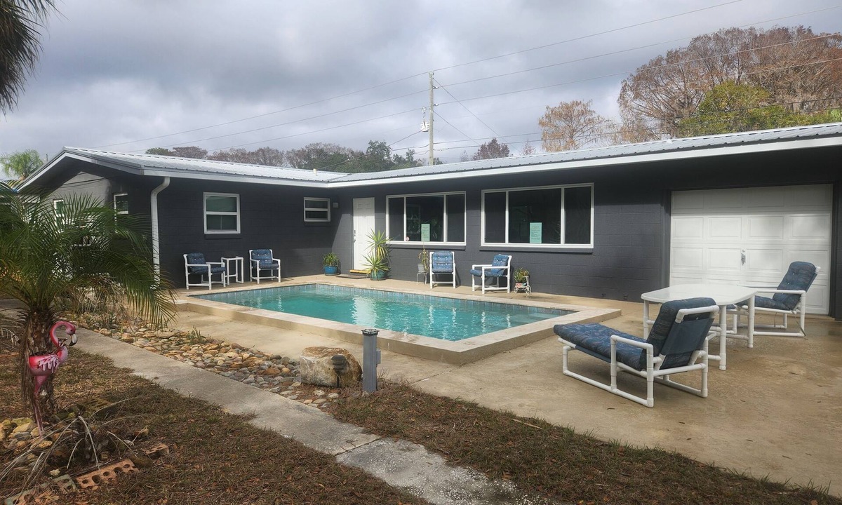 Inverness House | Spacious pool home on half an acre. Near boat ramp, parks and restaurants.