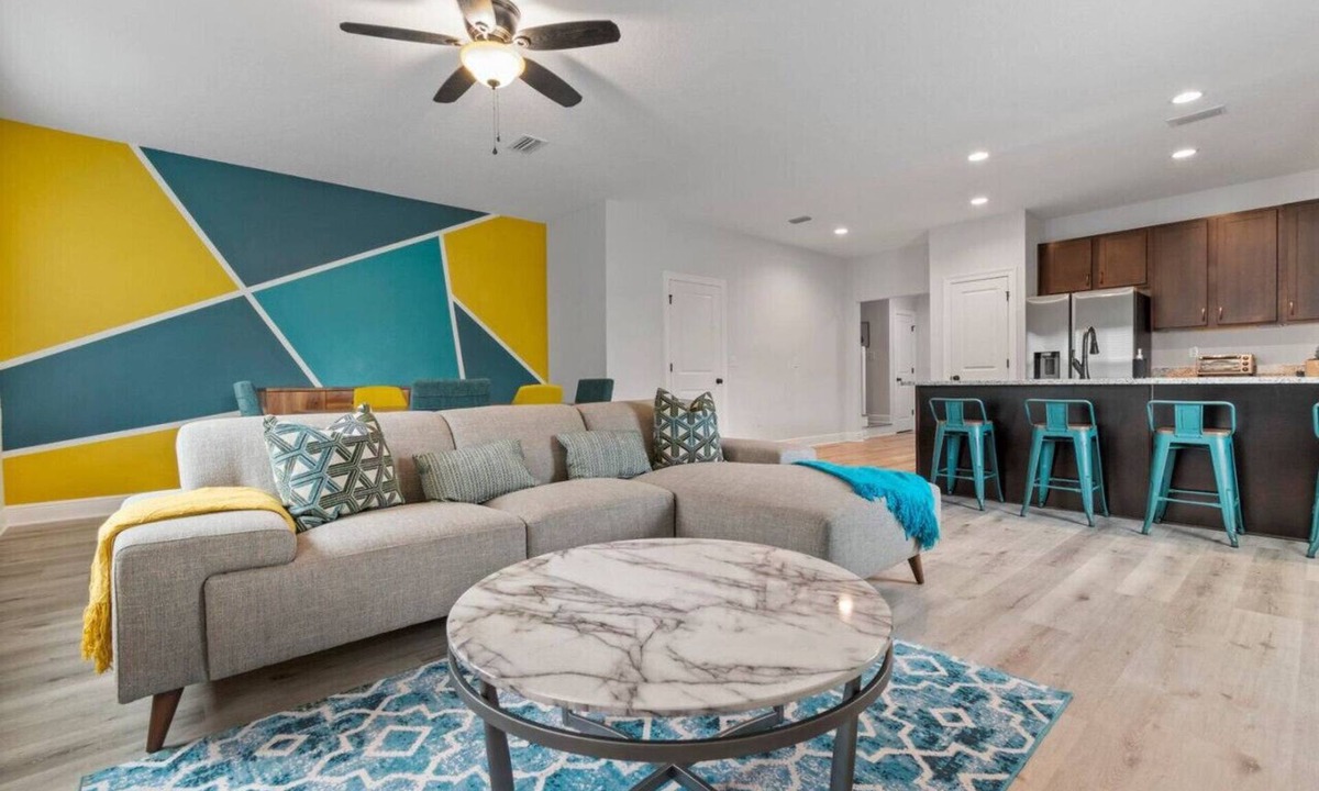 Navarre Villa | Splash, Paddle & Play - Getaway w/fun amenities only 5 miles to the Beach