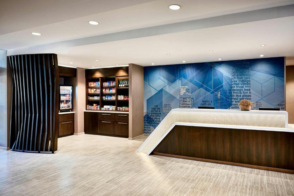 Sandusky Hotel | SpringHill Suites by Marriott Sandusky