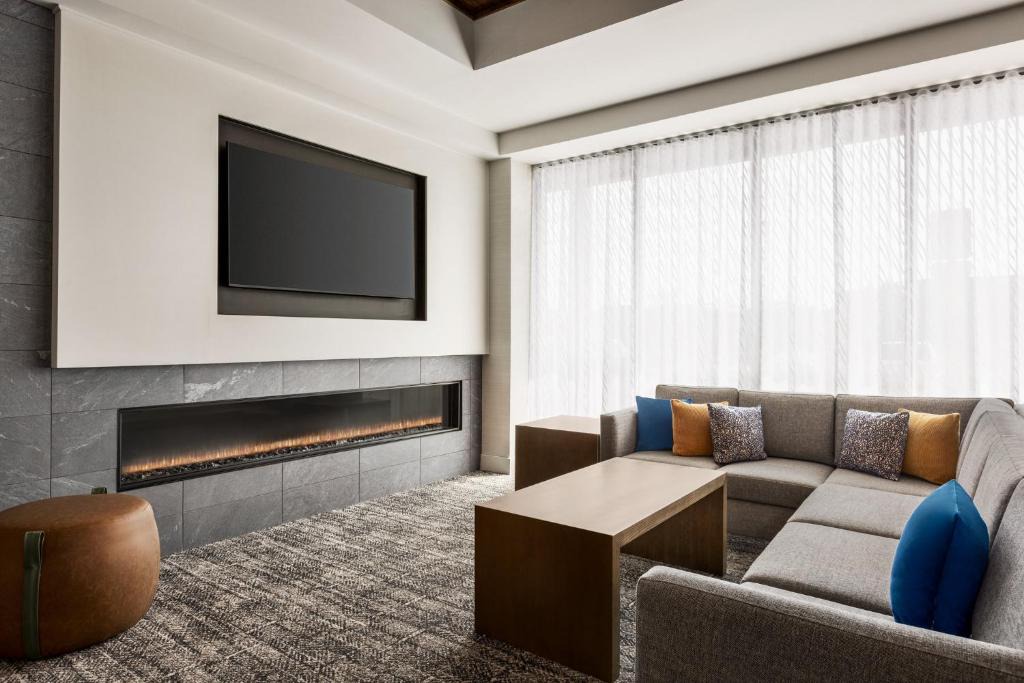 Harris Hill Hotel | Staybridge Suites Williamsville Buffalo by IHG