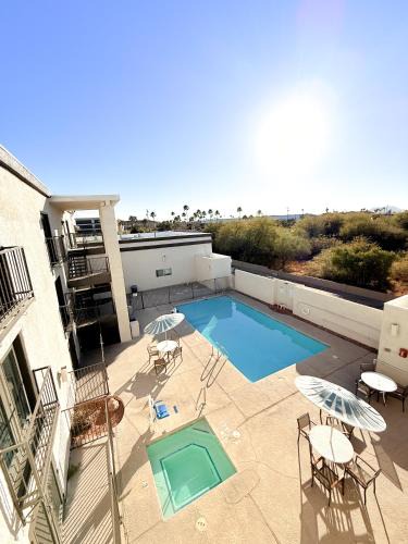 Tucson Hotel | Studio 6 Suites Tucson, AZ Airport Kino Sports Complex