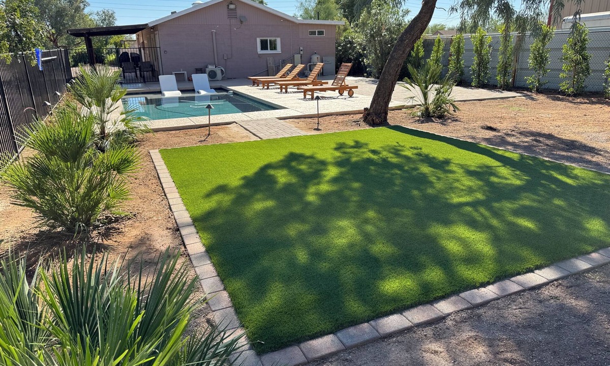 Apache Junction House | Studio Guest house on a 1.5 acre fenced property