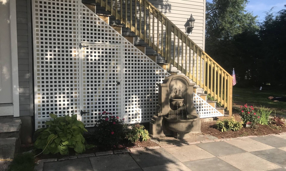 Branford Center House | Stunning Home on Branford Point