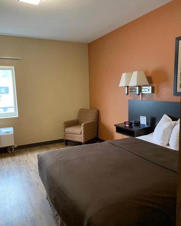 Washington Hotel | Suburban Studios Washington, PA