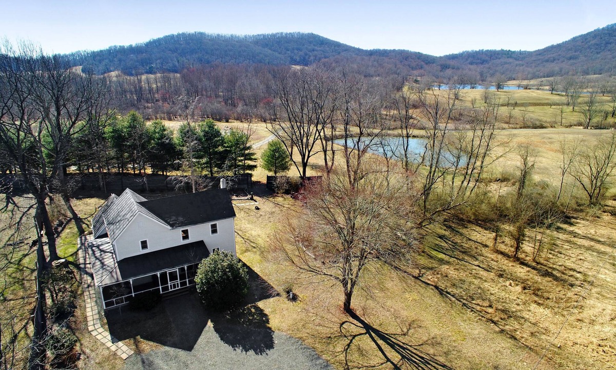 Washington Other | Sula at Fulmine Farm - Rappahannock Rustic Luxury