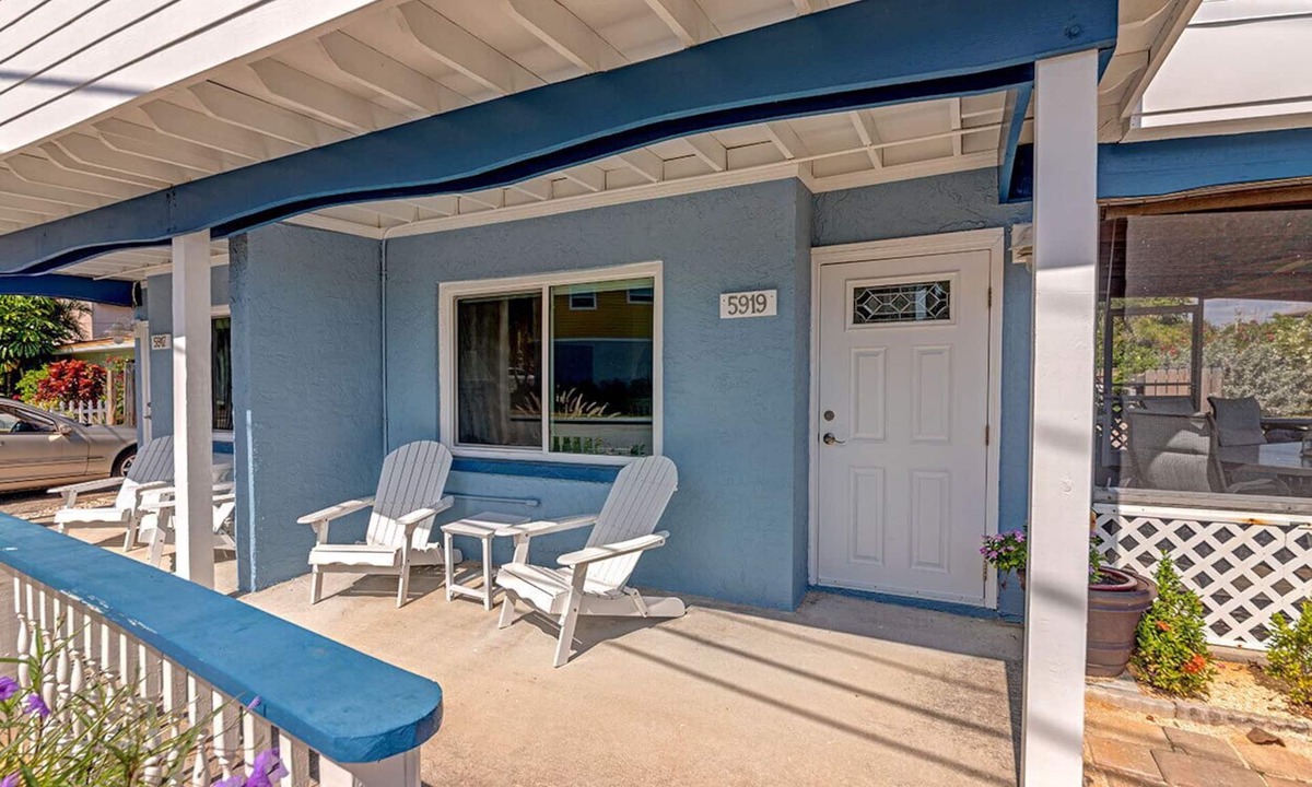 Port Canaveral House | Sun-Kissed Getaway: Beach Bungalow Just Steps from Cocoa Beach Seashore