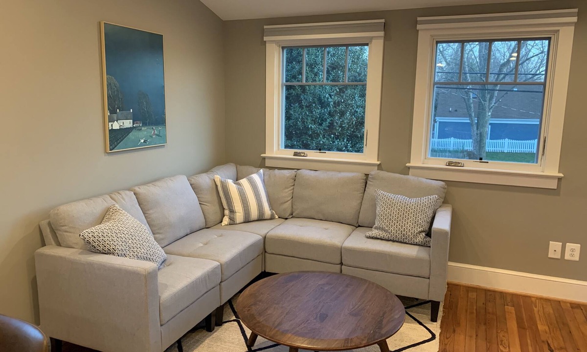 Del Ray Apartment | Sunny, Stylish Carriage House
