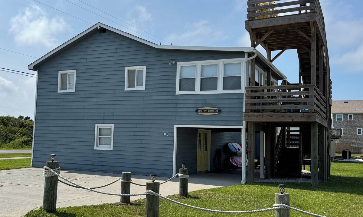 South Nags Head House | Surfin’ Sunrise a 4-bedroom house in awesome Nags Head just steps from the beach