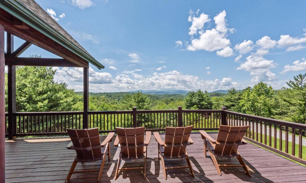 Piney Creek Cabin | Sweeping Mountain Views | Wraparound Decks | Cloud Rise
